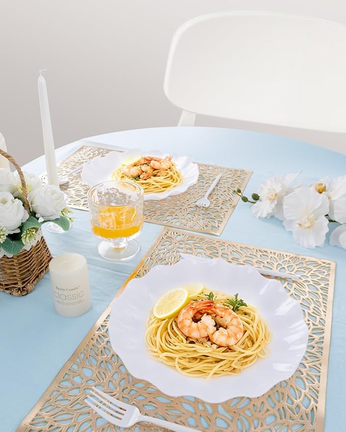 LIYH 20 Pcs 10 Incn White Scalloped Plastic Plates Reusable - Unbreakable Plastic Dinner Plates Camping Outside Plate Dishwasher Safe for Wedding Parties Birthdays Picnics - BPA Free