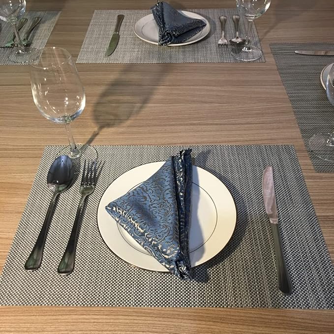 WAZAIGUR Placemats,Easy to Clean Crisscross Woven Vinyl Place Mats Durable Non-Slip Heat Resistant Table Mats,Placemats for Kitchen Table Set of 6,Silver and Black
