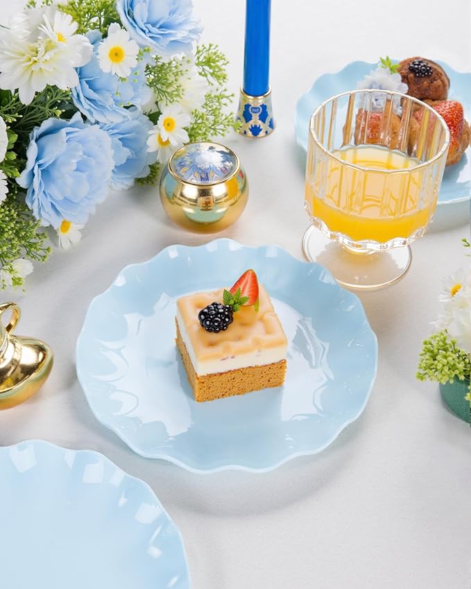 LIYH 20 Pcs Light Blue Plastic Plates Reusable 7.5 Inch - Unbreakable Scalloped Dessert Plates for Weddings Camping Party Outdoor Picnics Dishwasher Safe BPA Free (20Guests)