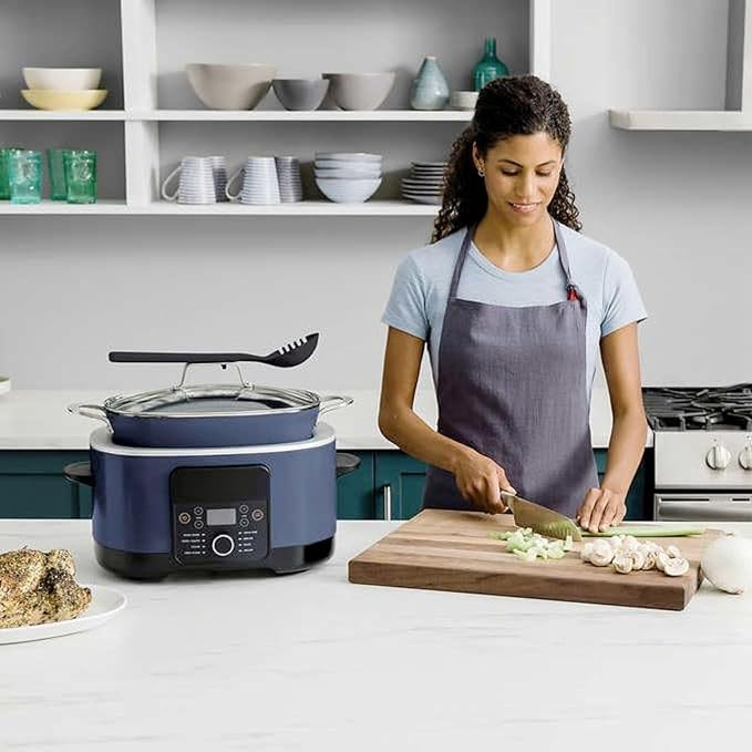 Ninja Foodi PossibleCooker PRO MC1000 8.5Qt Multicooker 8 in 1 Slow Cooker,Warmer, Glass Lid, Integrated Spoon, Nonstick (Blue)