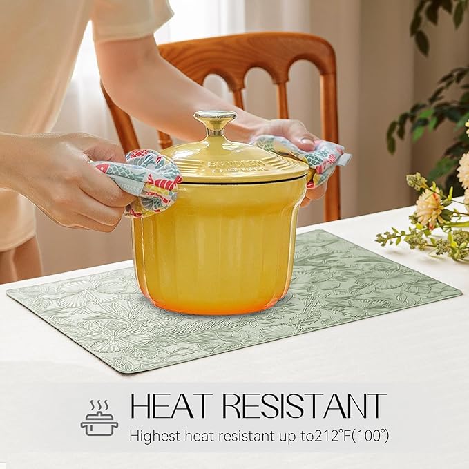 Romanstile Vinyl Placemats Set of 8-12 X 18 Inch - Heat Resistant Non-Slip Embossed Floral Place Mats 100% Waterproof Oilproof Wipeable Faux Leather Table Mats for Kitchen/Dining/Party, GrassGreen