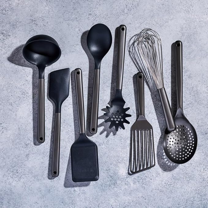 HexClad 9-Piece Kitchen Utensil Set, 9 Stainless Steel & Silicone Tools with a Fingerprint-Resistant Metallic Finish, Heat-Resistant to 450째F, Dishwasher-Safe, Includes Non-Slip Ceramic Crock Holder