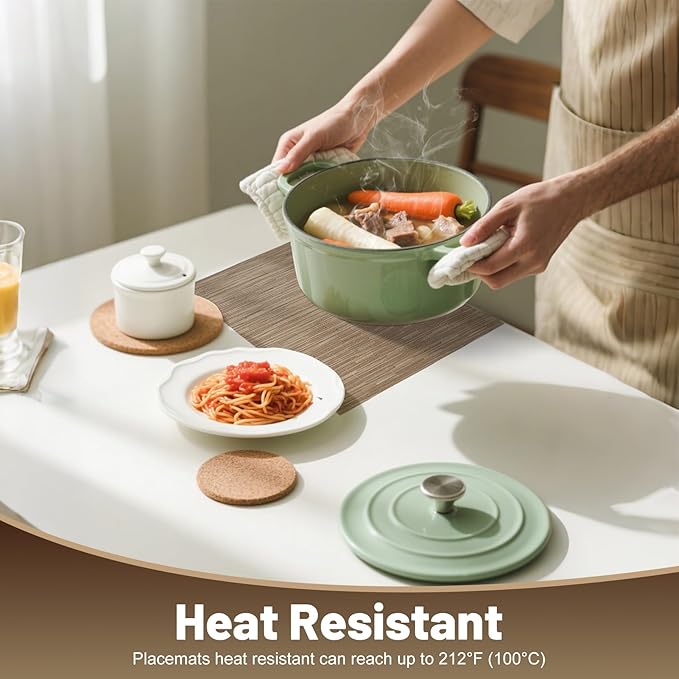 flohar Placemats Set of 6竊똍on-Slip PVC Weave Table Mats Easy to Clean竊똇eat Resistant Place Mats for Kitchen Dining Table Decoration Indoor Outdoor竊똋ight Brown