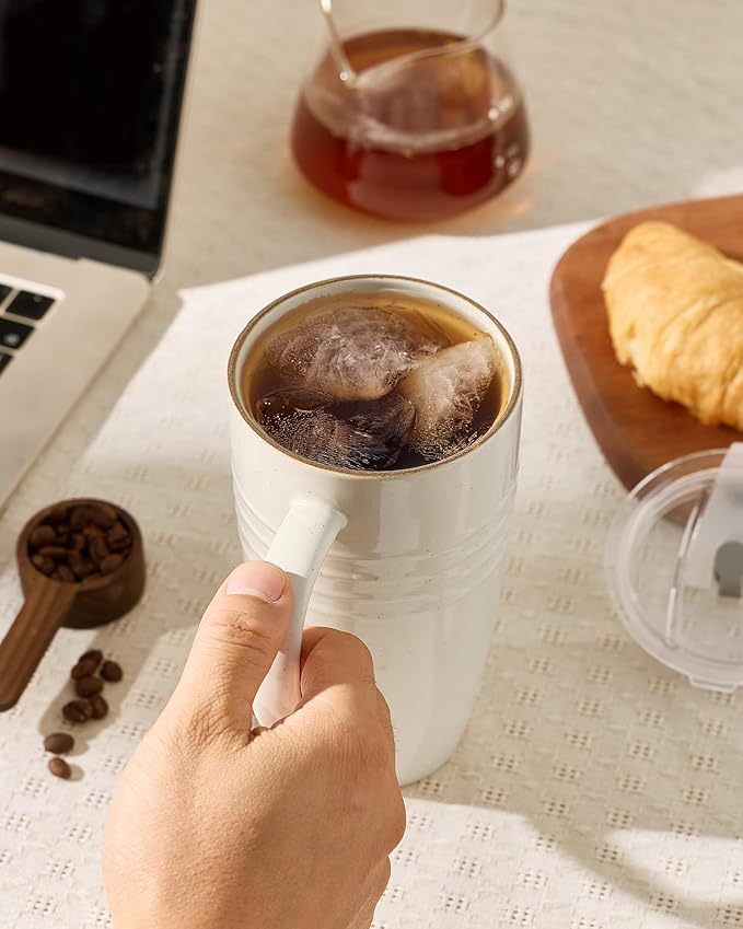 famiware Jupiter Large Coffee Mug, 20oz Coffee Mug with Lid, Ceramic Mugs Set of 2, Cup Set with Handle for Latte, Tea, Cocoa, Milk, Home & Office, Microwave and Dishwasher Safe, Vanilla White