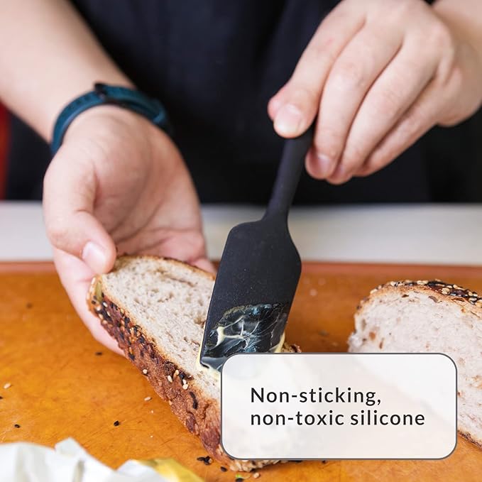 Elihome Chef Series 3 Piece Silicone Spatula Set - 600째F Heat Resistant Non Stick Rubber Kitchen Scraper Spatulas for Cooking, Baking, Mixing ??BPA Free and LFGB Certified Silicone(Black)