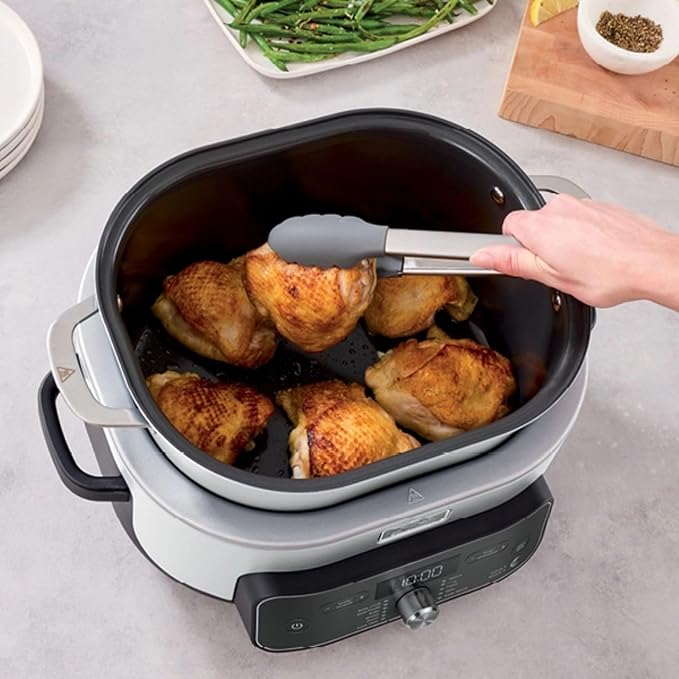 Ninja Foodi PossibleCooker PRO MC1000 8.5Qt Multicooker 8 in 1 Slow Cooker,Warmer, Glass Lid, Integrated Spoon, Nonstick (WHITE)