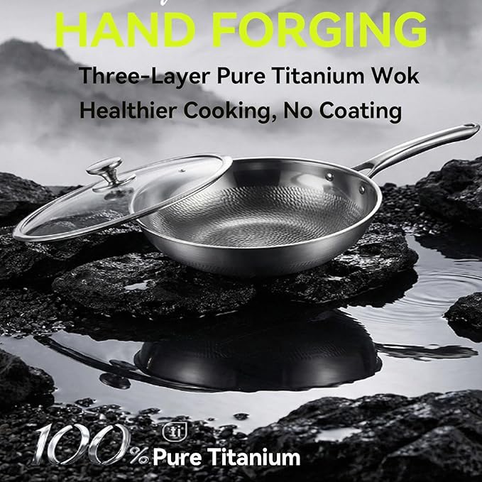 Titanium Hammered Wok Pure with Lid, No Coating Non-Stick Titanium Cookware, Frying Pans, Hammered Pan, Ultra-Durable, Scratch-Resistant, Even Heating Frying Pans, Safe for Oven,11.81in