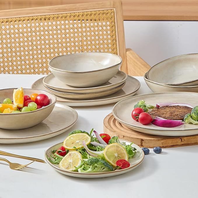 Bestone 12 Piece Round Kitchen Dinnerware Sets竊똏lates and Bowls sets,Dishes, Plates, Bowls, Dish Set, Chip Resistant Ceramic Dinnerware Set, Dishwasher/Microwave Safe,Service for 4,Brown