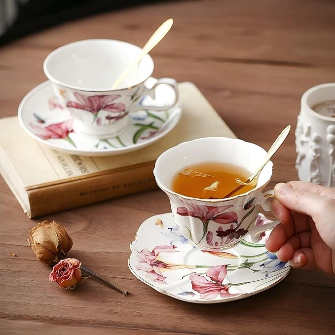 Floral Ceramic Cup Bone China Tea Cup and Saucer Set 6.8 Oz Gold Trim Vintage Style Porcelain Coffee Cup for Home Kitchen Office, Style 5