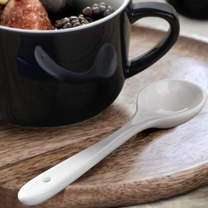 Soup Bowls with Handles & Spoons, 30oz Ceramic Ramen Bowl with Lid, Large Soup Mugs/Cups for Instant Noodle, Big Cereal Bowls for Oatmeal, Soup Containers with Lids, Set of 2, Black