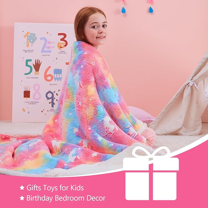 QSTEHEML Unicorns Glow in The Dark Blanket,Unicorn Gifts Sherpa Fleece Throw Blanket for Girls Age 3-12 Year Old, for Teens- Christmas Birthday Bedroom Decor 50"횞60"