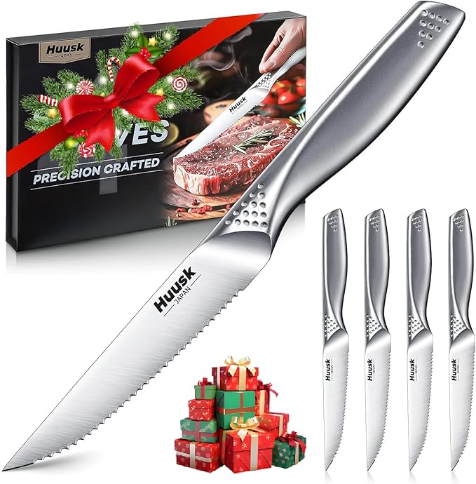 Huusk Serrated Steak Knives Set, 4.5" Japanese Stainless Steel Steak Knives Set of 4, Sharp Dishwasher Safe Dinner Knife for Kitchen Table with Gift Box, Christmas Gifts for Men Women