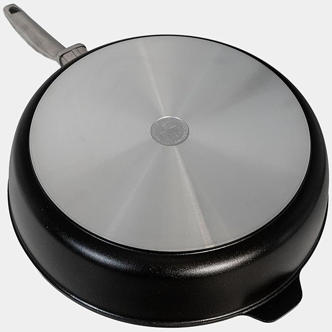 Swiss Diamond Nonstick Hybrid Ceramic and Diamond-Infused Deep Saute Pan With Glass Lid, PFAS- and PFOA-free, Dishwasher & Oven Safe Up To 500 째F (5.8 Quart)