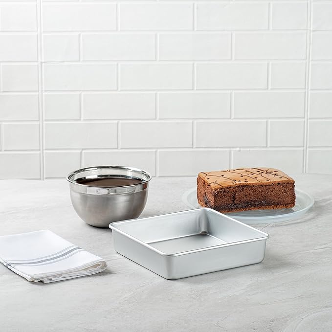 Restaurantware Square Cake Pan 12 Count 8 x 8 x 2 Inches Durable Aluminum Baking Dish Non-Stick Brownie Pan Even-Heating Silver