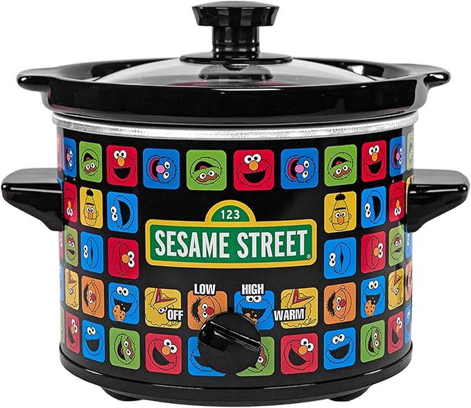 Uncanny Brands Sesame Street 2qt Slow Cooker - Cook With All Your Favorite Sesame Street Characters