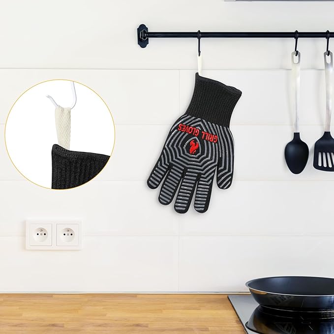 QUWIN BBQ Gloves, Oven Gloves, 1472??Extreme Heat Resistant,Grilling Gloves Silicone Non-Slip Oven Mitts, Kitchen Gloves for BBQ, Grilling, Cooking, Baking-1 Pair??(Black, One Size Fits Most)