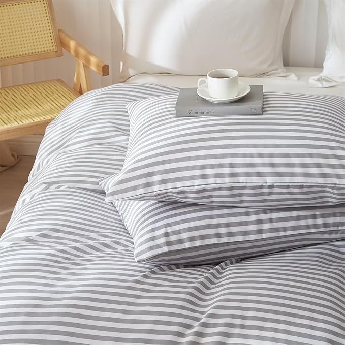Queen Comforter Set Grey White Stripes Comforter 3 Pieces Fluffy Soft Lightweight Bedding Comforter for All Season Down Alternative Comforter Boho Farmhouse Bedding Striped Comforter Set