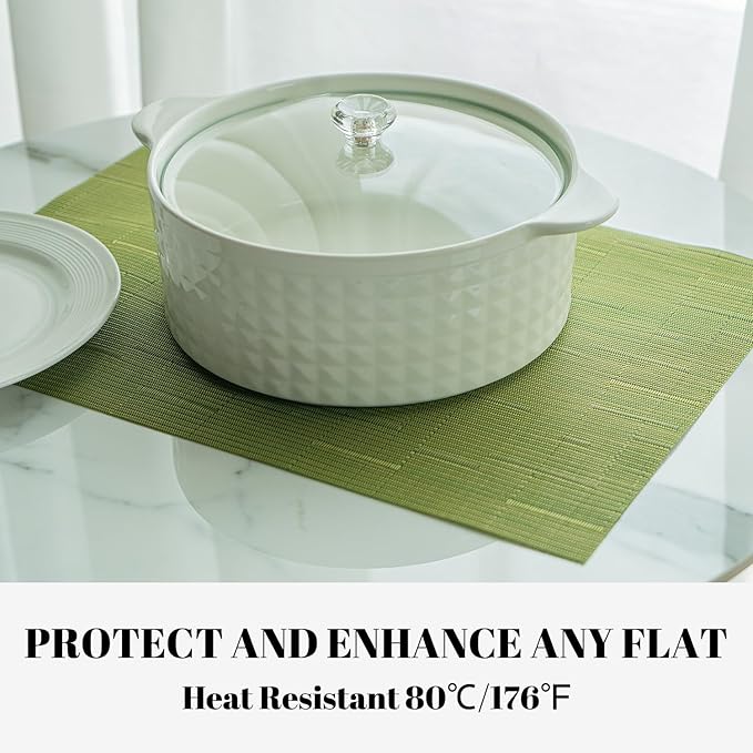 SUMYMERY Placemats Set of 4 Vinyl/Plastic Woven Place Mats for Kitchen Table Indoor/Outdoor Washable Placemat Wipeable Dining Table Mats (Oliver Green,4)