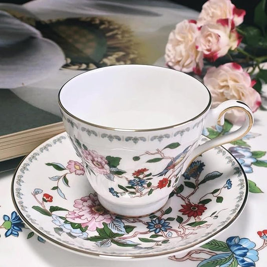 Aynsley Pembroke Stratford Fine Bone China Teacup & Saucer - 5oz (150ml), Elegant Stratford Shape, Christmas Gift for Tea Lovers, British Craftsmanship