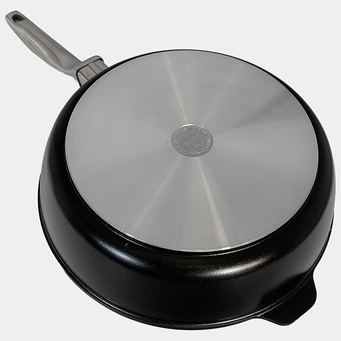 Swiss Diamond Nonstick Hybrid Ceramic and Diamond-Infused Deep Saute Pan With Glass Lid, PFAS- and PFOA-free, Dishwasher & Oven Safe Up To 500 째F (4.1 Quart)