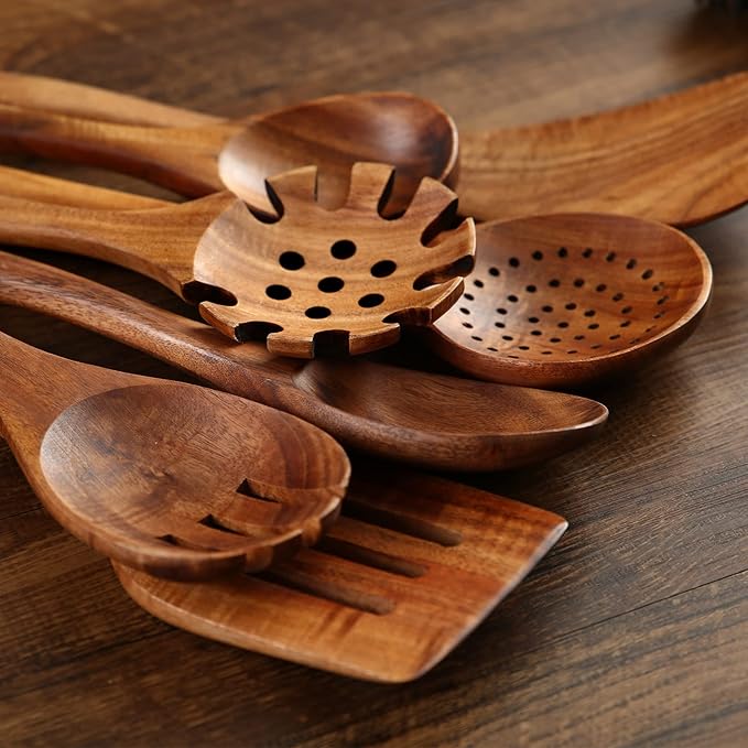 Wooden Kitchen Cooking Utensils, NAYAHOSE 8 Pcs Natural Teak Wooden Spoons Spatulas and Wooden Storage Barrel for Non-stick Pan