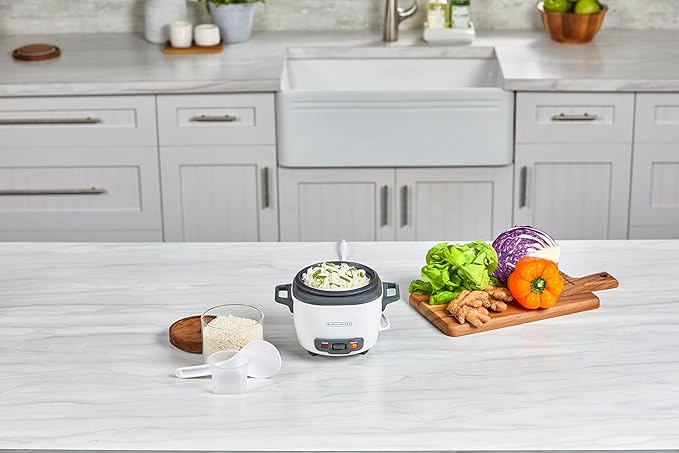BLACK+DECKER 3-Cup Rice Cooker, RC503, 1.5-cup Uncooked Rice, Steaming Basket, Removable Non-Stick Bowl, One Touch, White