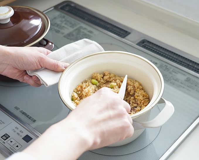 FUJIHORO JAPAN EX Series Cocotte EX-16C (Greige), Enamel Kitchenware, PFAS-free, Japanese Design & Craftmanship
