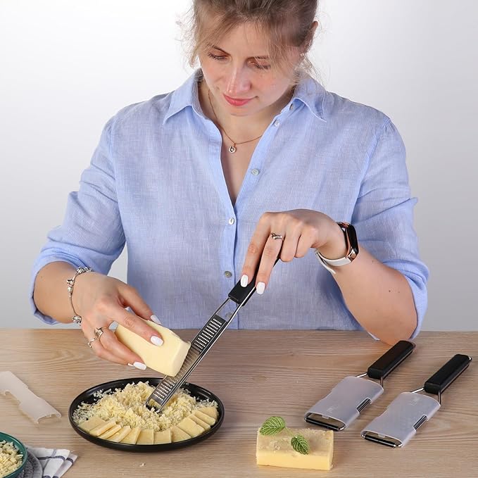 Cambom Lemon Zester Grater Three-piece Suit - Heavy Duty Kitchen Tool for Parmesan Cheese, Ginger, Garlic, Nutmeg, Chocolate, Vegetables竊똅ruits竊똕tainless Steel Grater Dishwasher Safe Black