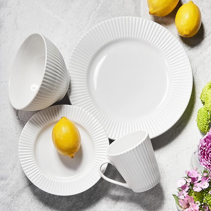 Elle D챕cor Reese Round Dinnerware Set ??16-Piece Porcelain Dinner Set w/ 4 Dinner Plate, 4 Salad Plates, 4 Bowls & 4 Mugs ??Unique Gift Idea Any Special Occasion or Birthday, Reese White (7857-16-RB)