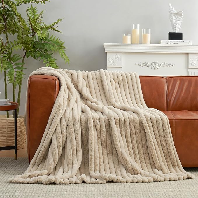 Am챕lie Home Faux Fur Throw Blanket for Couch, Cozy Fuzzy Fluffy Fur Luxurious Soft Striped Plush Gift Blankets for Family Sofa Chair, 60"x80", Beige