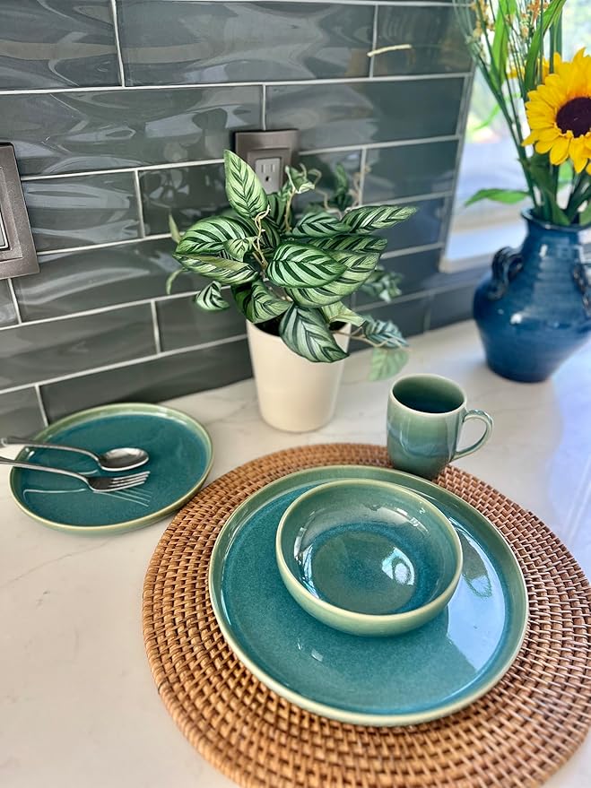 CeramicAzoia Dinnerware Set of 4 (Atacama Green, Salad Plate)…