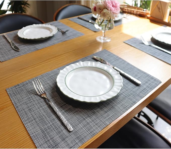 Placemats Set of 4,Heat Resistant Non-Slip Table Mats,Place mats for Dining Table,Washable Durable PVC Vinyl Woven Placemat（Dark Gray）