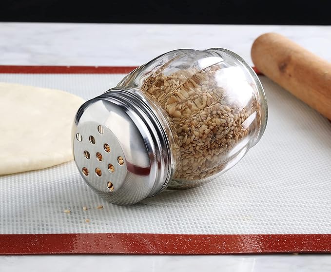New Star Foodservice 22377 Glass Swirl Cheese & Crushed Red Pepper Shaker with Stainless Steel Perforated Top, 6-Ounce, Set of 12