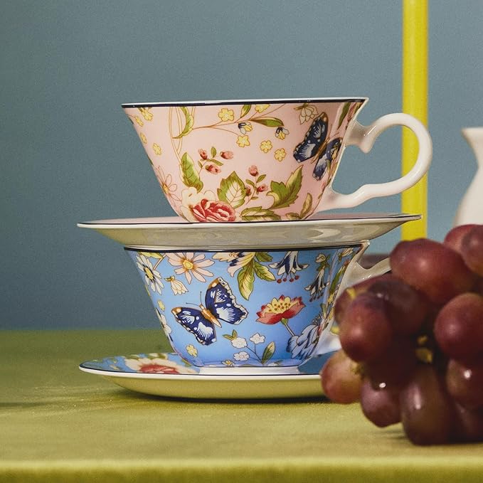 Aynsley Cottage Garden Windsor Fine Bone China Teacup & Saucer - 7.5oz (220ml), Elegant Windsor Shape, Christmas Gift for Tea Lovers, British Craftsmanship-Pink