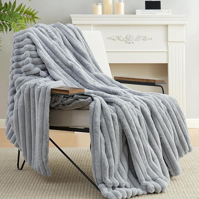 Am챕lie Home Faux Fur Throw Blanket for Couch, Cozy Fuzzy Fluffy Fur Luxurious Soft Striped Plush Gift Blankets for Family Sofa Chair Bedroom, 55"x70", Light Grey