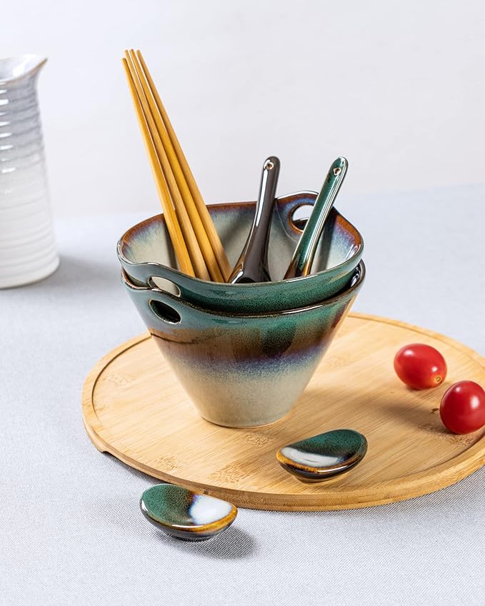 HENXFEN LEAD Japanese Ramen Noodle Bowls Set of 2 - Deep Ceramic Soup Bowls with Spoons, Chopsticks and Holder, 20 Oz Serving Dishes for Pho, Udon Noodle, Cereal - Reactive Green