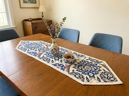 Jacquard Woven Floral Table Runner 18x55 inches ??Rustic Gobelin Tapestry Dining Table Decor, Durable Cotton & Polyester Blend Fabric, Vintage Farmhouse Style, Machine Washable Easy Care (Pattern 3)