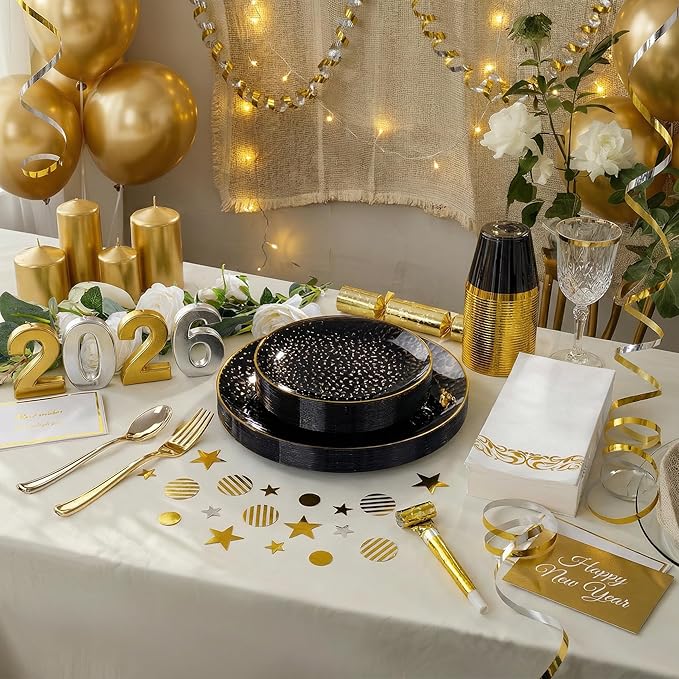 DaYammi 100 Pcs Black Gold Plastic Plates - 10 inch Clear Black Gold Dinner Plates - Hammer Pattern Design - Fancy Disposable Plate - Heavy Duty Party Plate Ideal for New Year Party and Wedding