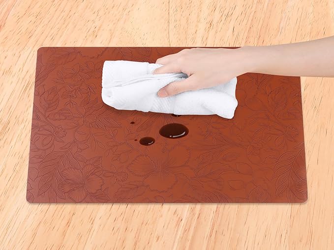 DRMHM Set of 6 Faux Leather Flower Placemats for Kitchen Dining Table Decor, Washable Table Placemats Wipeable Table Mat 18 * 12in Brown