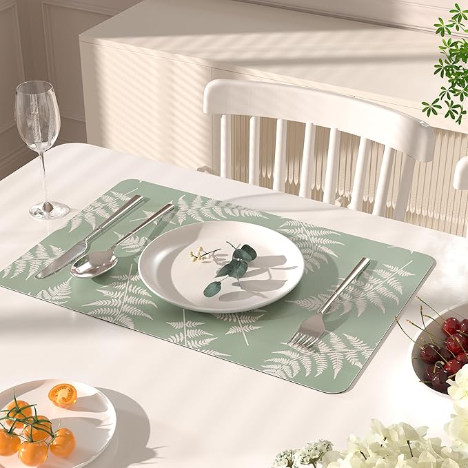 QIYI Placemats Set of 6, 12x18 Inch Faux Leather Place Mats for Kitchen Dinning, Heat Resistant Anti Slip Green White Table Mats, Waterproof Wipeable Washable Placemat Party Table D챕cor, Fern Leaves