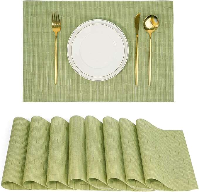 flohar Placemats Set of 8竊똂hristmas Non-Slip PVC Weave Table Mats Easy to Clean竊똇eat Resistant Place Mats for Kitchen Dining Table Decoration Indoor Outdoor竊똏ea Green