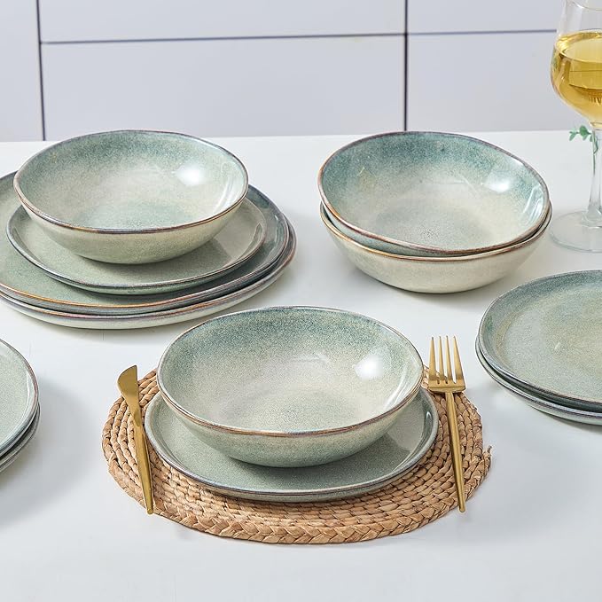 Bestone 12 Pieces Round Kitchen Dinnerware Sets竊똏lates and Bowls Sets,Dishes, Plates, Bowls, Dish Set, Chip Resistant Ceramic Dinnerware Set, Dishwasher/Microwave Safe,Service for 4,Sage green