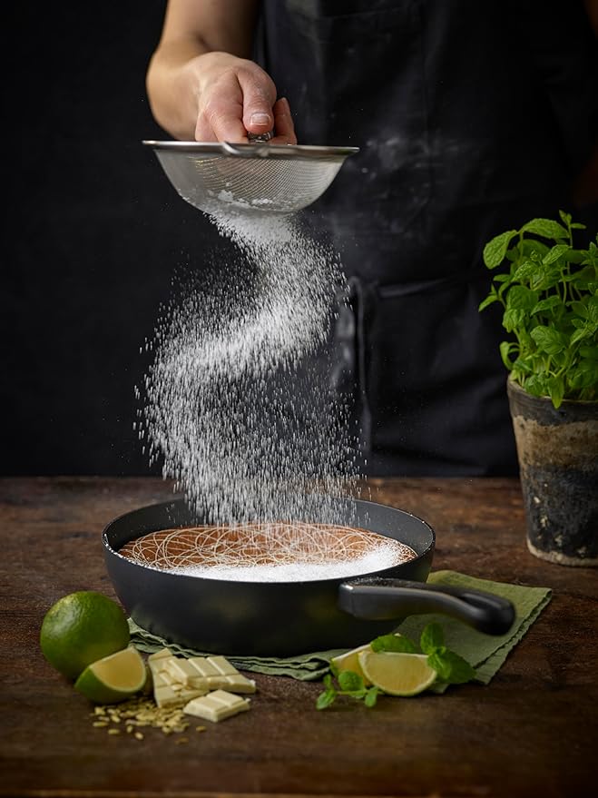 Scanpan Classic 9.5 inch Nonstick Fry Pan ??Compatible with Gas and Electric Stovetops, Metal Utensil Safe, Oven Safe to 500째F, Dishwasher Safe, Black