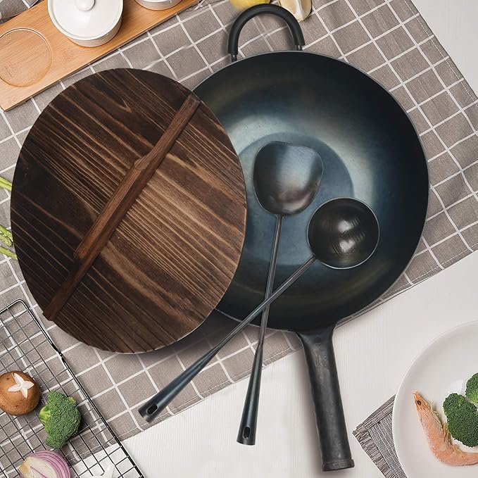?삡툒??ZhenSanHuan HandHammered Iron Wok Flat Bottom Induction Suitable (34CM Iron Handle with Help)