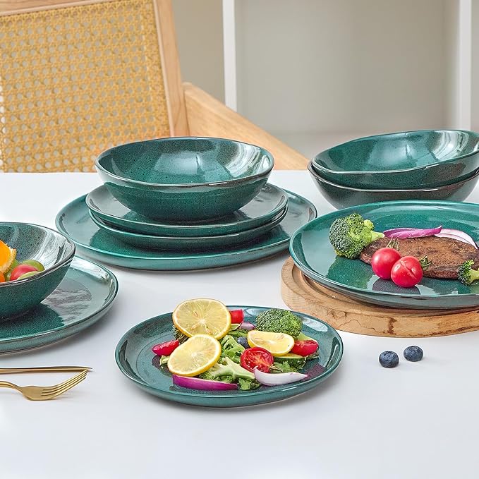 Bestone 12 Pieces Round Kitchen Dinnerware Sets竊똏lates and Bowls Sets,Dishes, Plates, Bowls, Dish Set, Chip Resistant Ceramic Dinnerware Set, Dishwasher/Microwave Safe,Service for 4,Ceylon Green