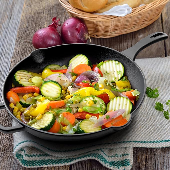 12 Inch Cast Iron Skillet ??Large Pre-Seasoned Frying Pan, Ideal for Christmas Holiday Dinner, Family-Size Oven Safe Cookware