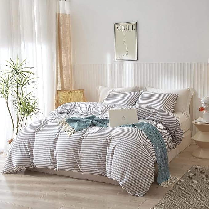 Queen Comforter Set Grey White Stripes Comforter 3 Pieces Fluffy Soft Lightweight Bedding Comforter for All Season Down Alternative Comforter Boho Farmhouse Bedding Striped Comforter Set