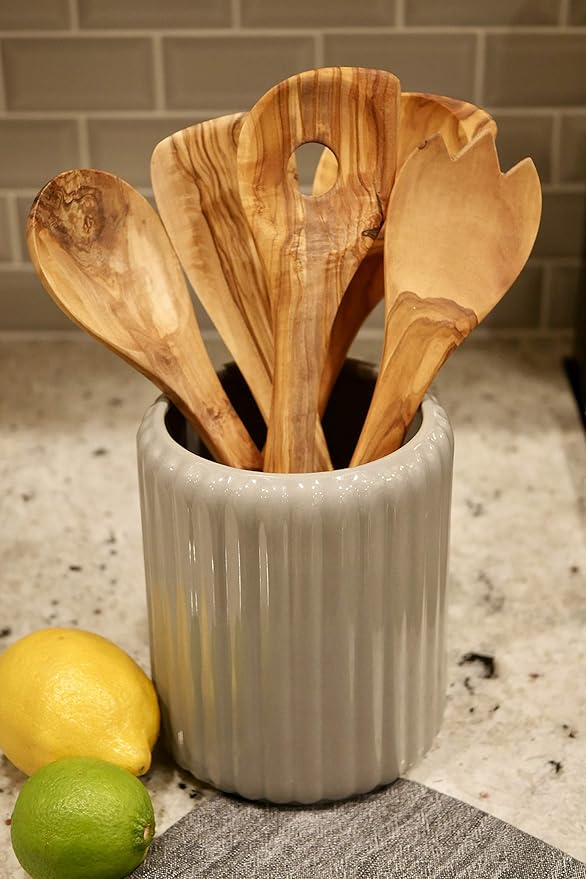DaTerra Cucina Nonstick Small Chef Bundle ??2.6 Qt Ceramic Saucepan with Lid, 9.5" Frying Pan, 5-Piece Olive Wood Cooking Utensils ??Oven Safe, Induction Compatible, PTFE & PFOA Free ??Made in Italy