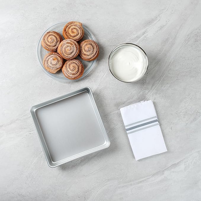 Restaurantware Square Aluminum Cake Pan - 10 x 10 x 2 Inch - Professional Brownie Pan - Straight-Sided Baking Pan - Even Heat Distribution - Silver