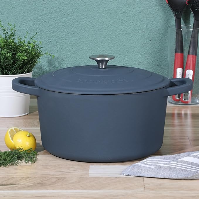 Crock-Pot Artisan 7-Quart Round European Enameled Cast Iron Dutch Oven ??Matte Navy Blue, Durable Oven Safe Cookware
